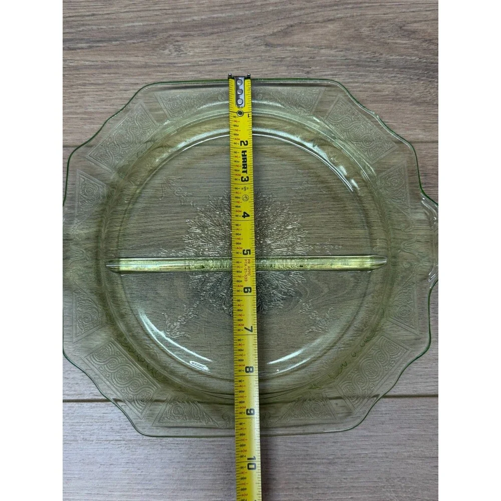 Anchor Hocking Princess Green Uranium Depression Glass Grill Plate 9.5